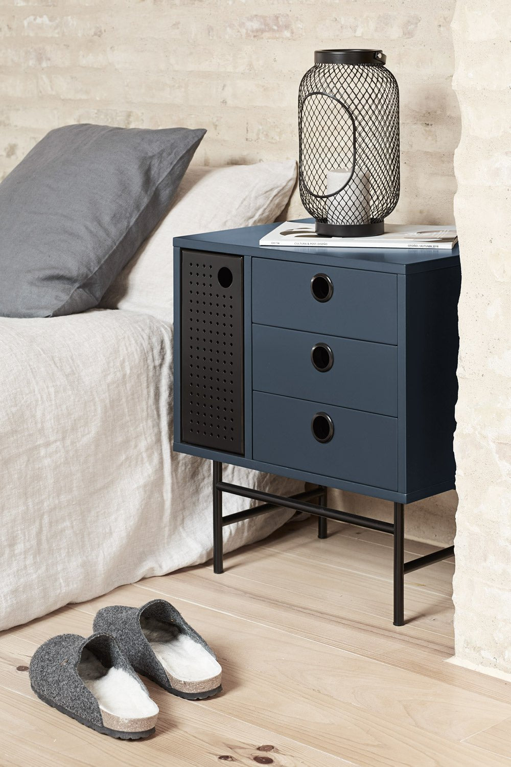 Punto Bedside Table - Ideal Furniture ES