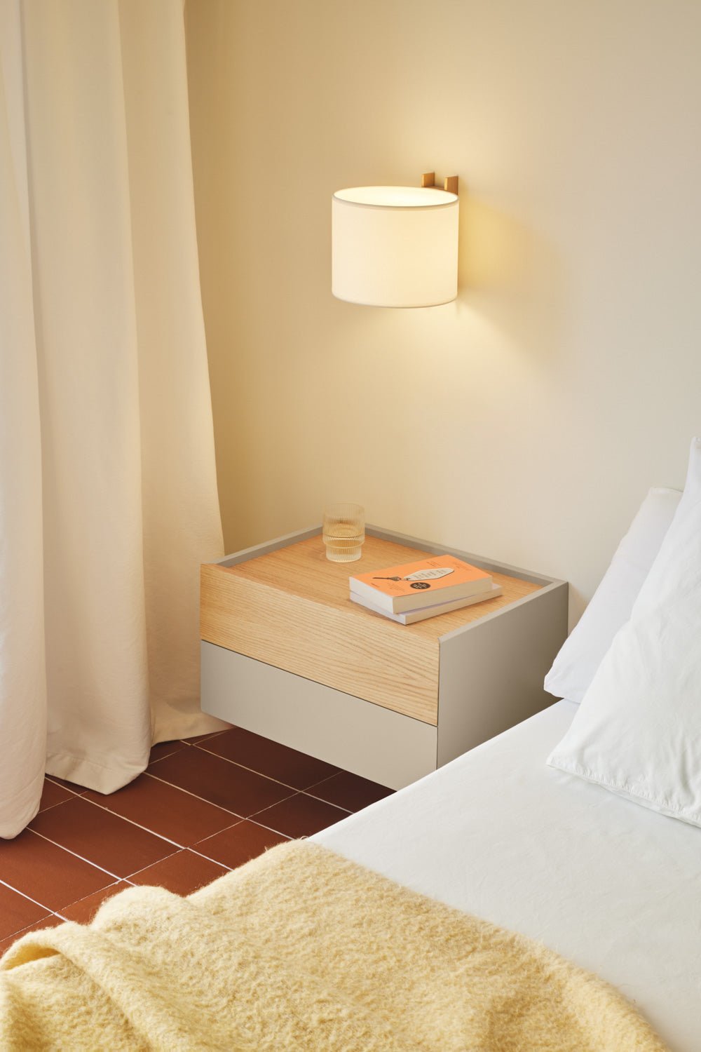 Otto Wall Bedside Table - Ideal Furniture ES