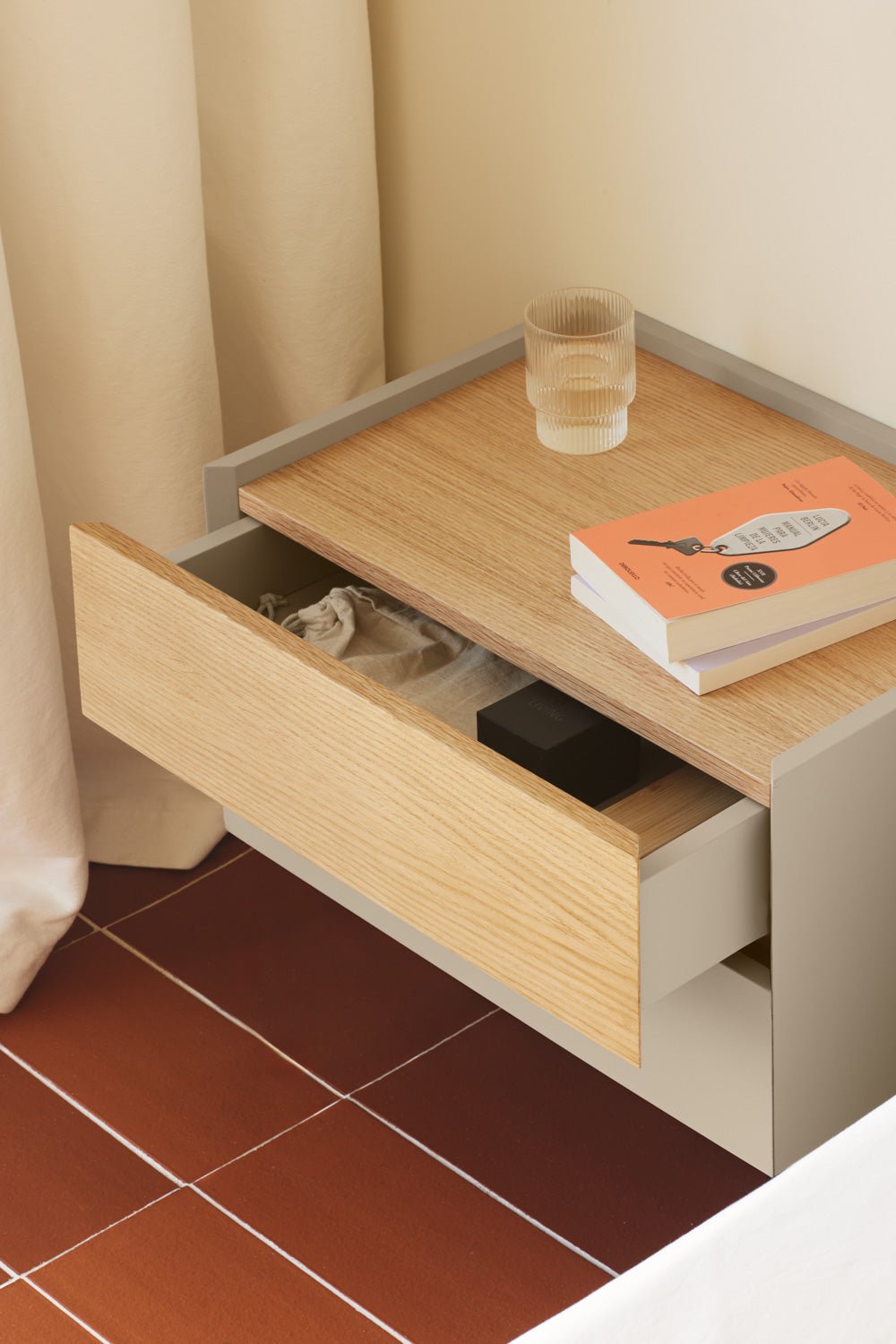 Otto Wall Bedside Table - Ideal Furniture ES