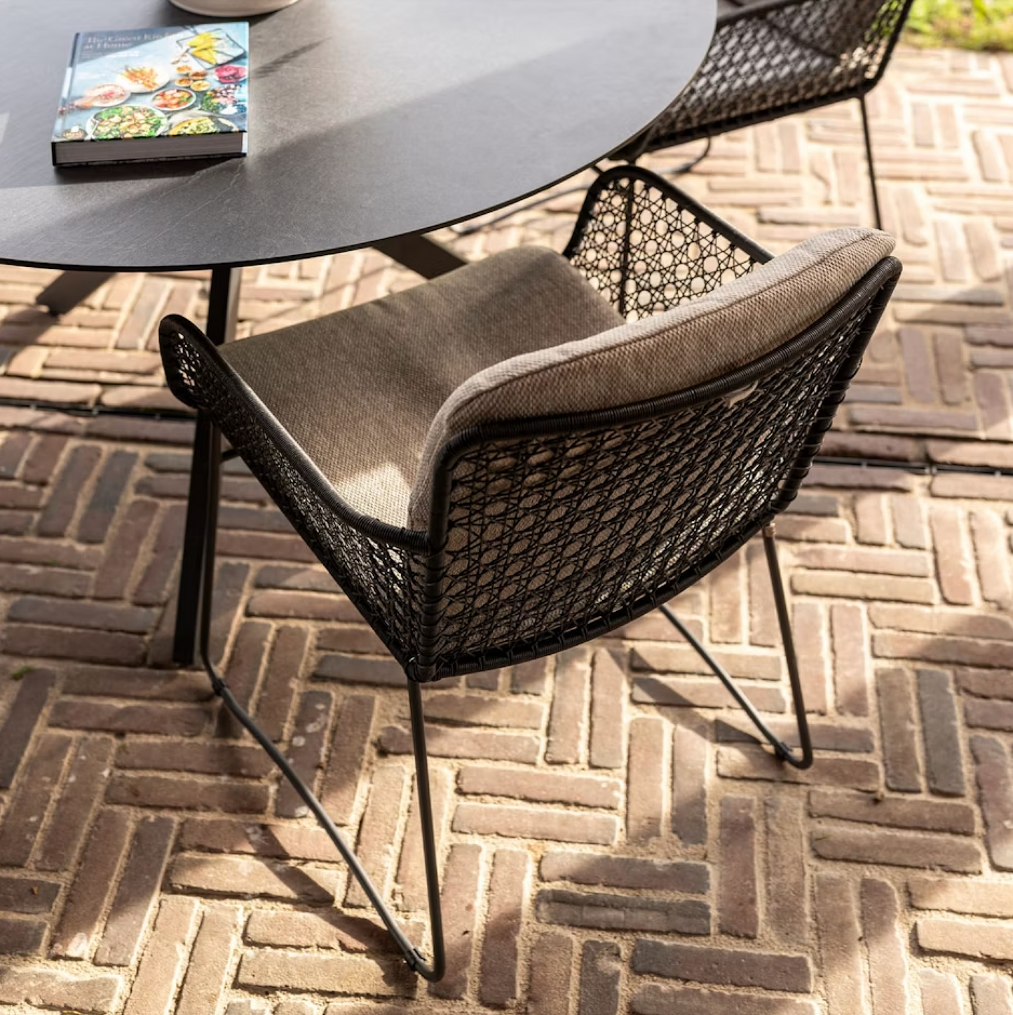 Aprilla Dining Set - Ideal Furniture ES