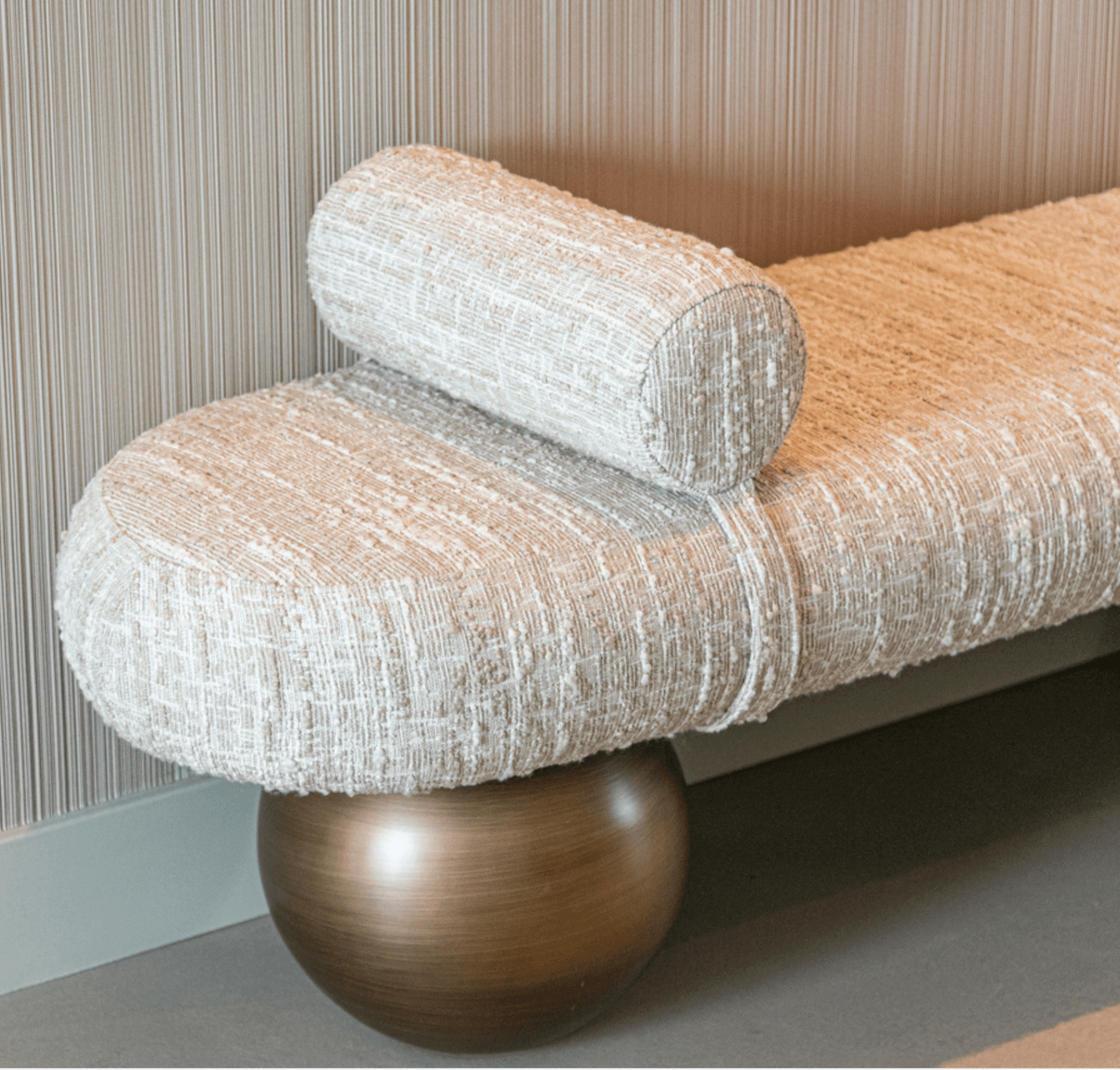 Alexander Ottoman - Ideal Furniture ES