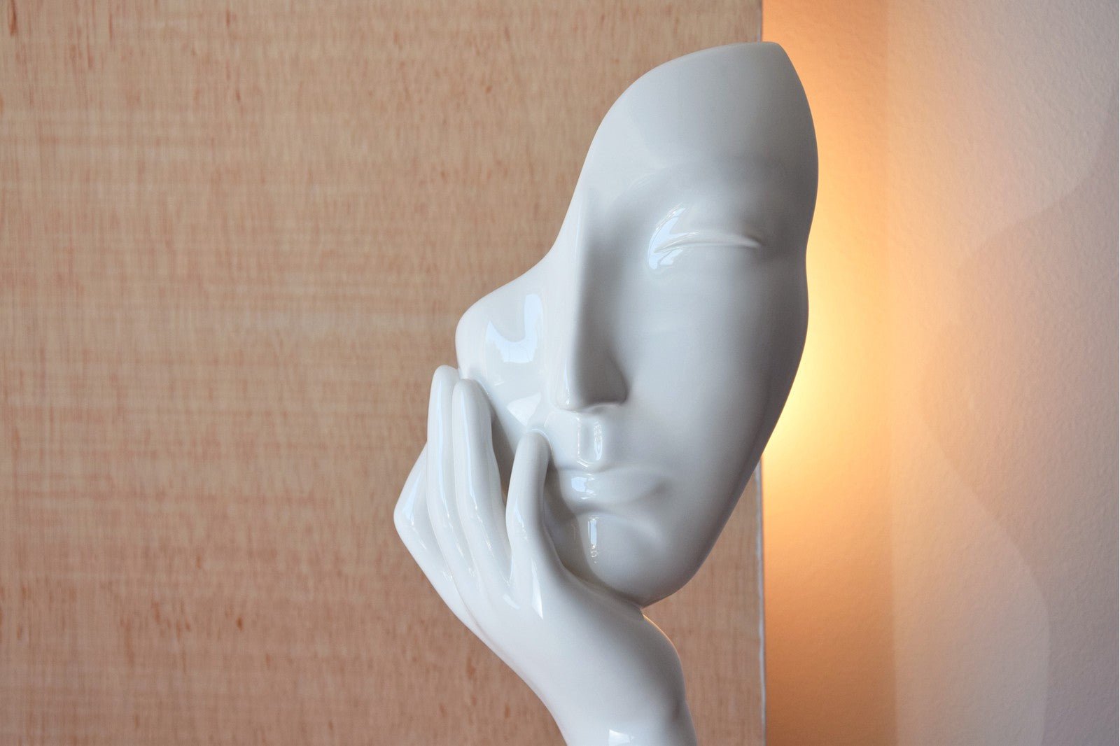 Femenine Face - Ideal Furniture ES