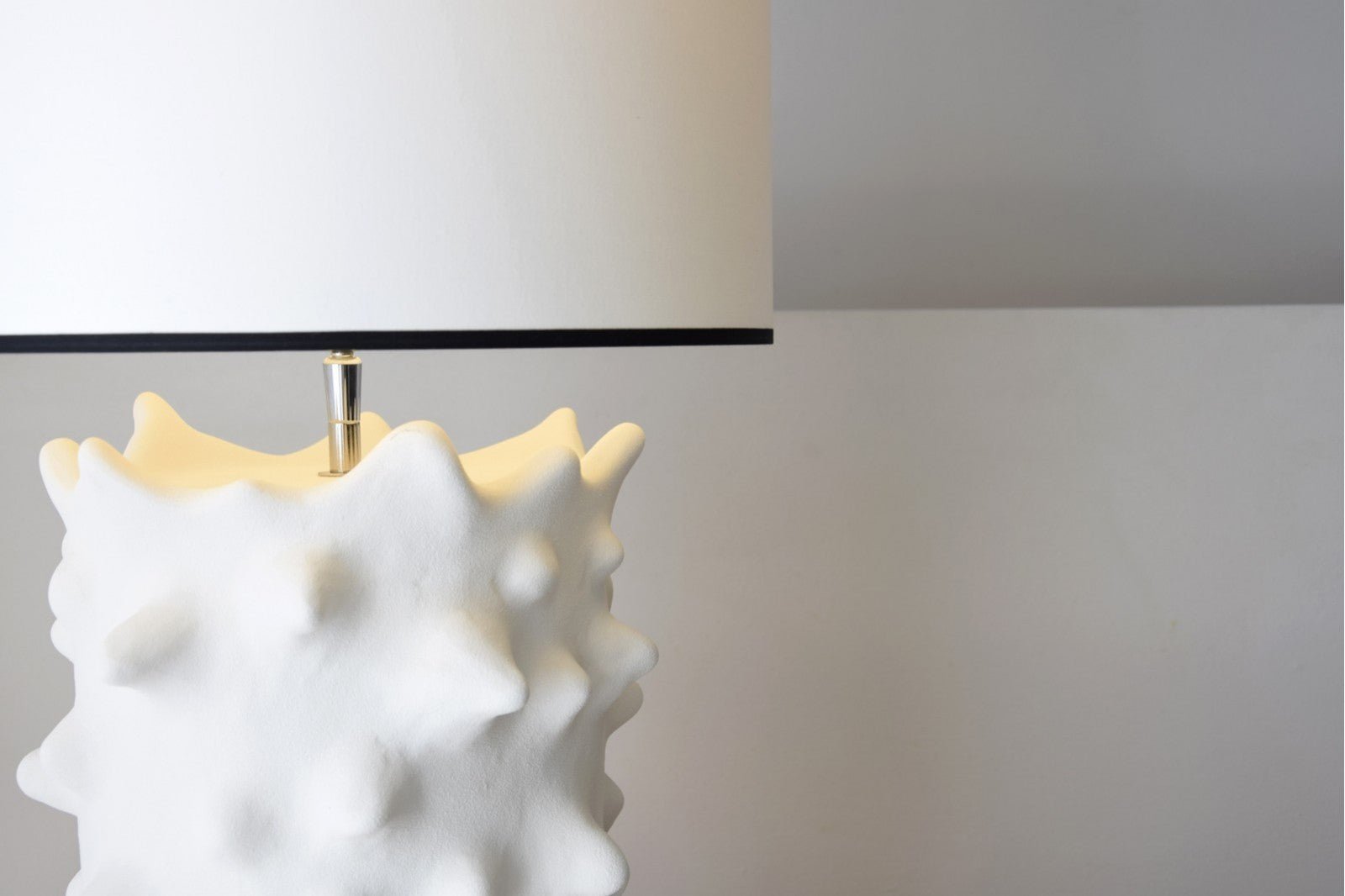 Solar White Lamp - Ideal Furniture ES