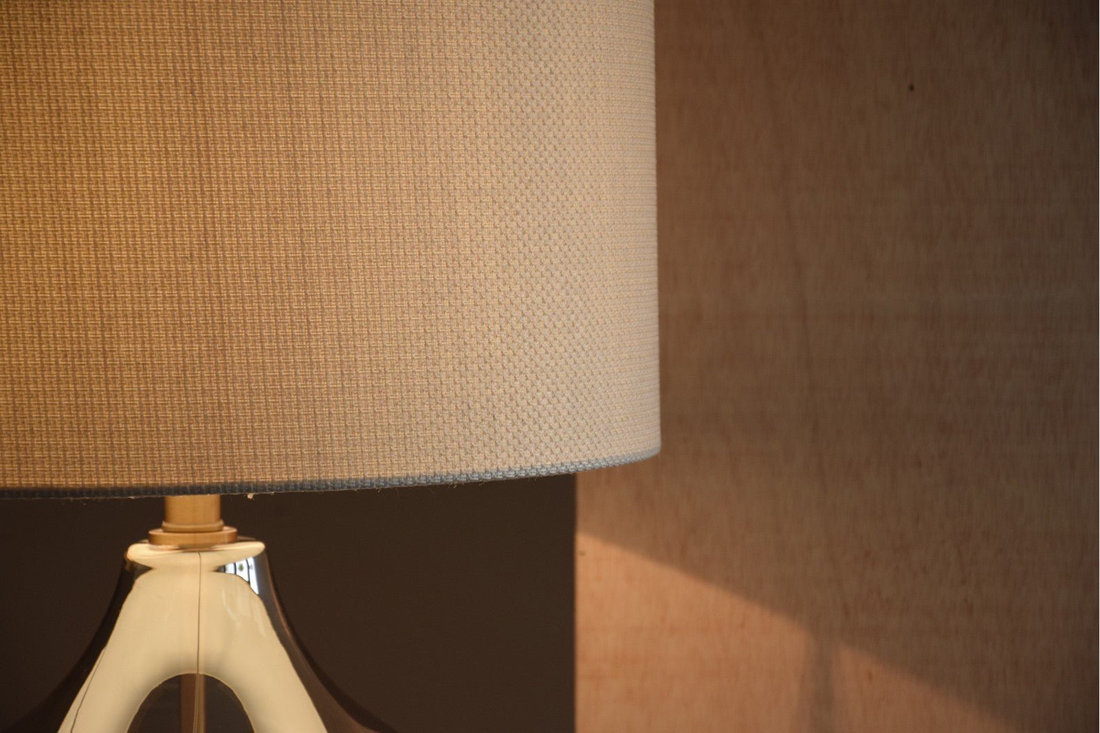 Volcan Lamp - Ideal Furniture ES